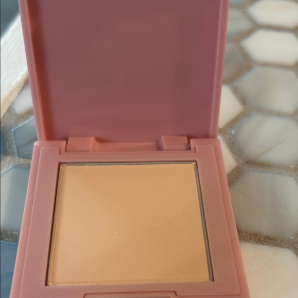 Soft Injection Foundation Powder - Pink - Picture 2 of 4
